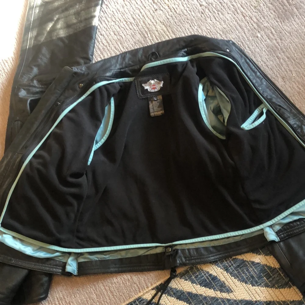 Harley Eagle embroidered size large leather riding jacket & chaps very good cond - Picture 12 of 13